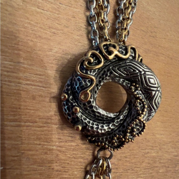 Algerian Love Knot necklace with triple chain. Bond Girl Bling 007 - Picture 12 of 12